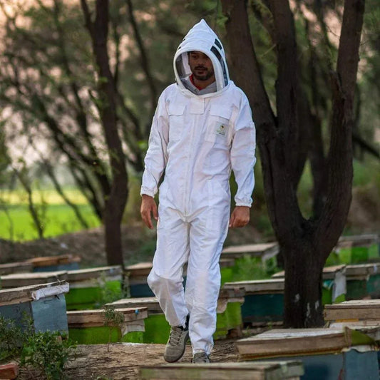Beekeeper Suit with fencing veil saftabee uk